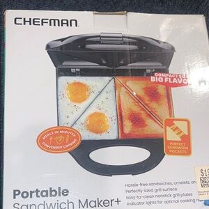 Chefman Portable Sandwich Maker+ in Black